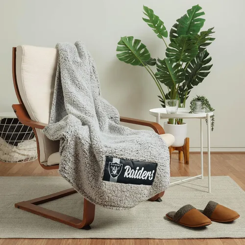 Vista 16 de FOCO Manta Sherpa de nube con logotipo grande del equipo de la NFL, 60 x 70 pulgadas