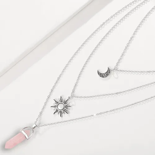 Vista 12 de Collar gótico de sol y luna para mujer, collares con colgante de cristal, accesorios Y2K, collar de luna creciente en capas para mujer, collar