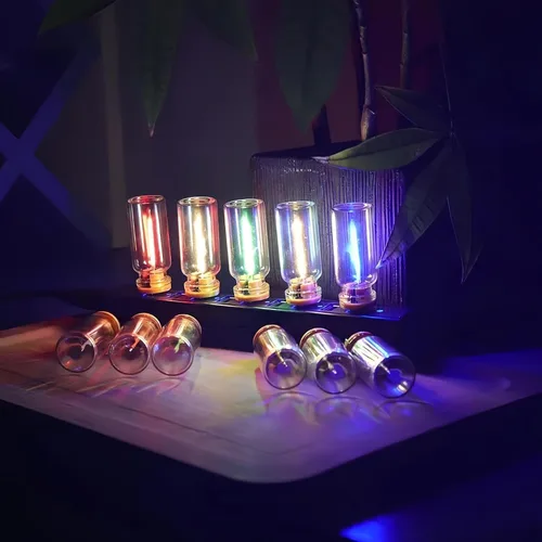 Vista 3 de Luz nocturna USB innovadora: nueva luz de ambiente táctil para cama y coche, botella de vidrio de cerámica LED – Perfecta para decoración mini Azul