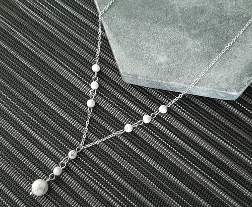 Vista 7 de Natural Crystal Bead White Howlite Stone Y Shaped Lariat Necklace Non-Tarnish Steel Chain