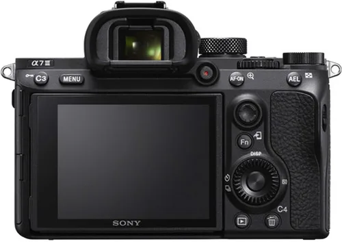 Vista 5 de Sony a7 III con lente de 28-70mm, memoria Extreme de 128GB, lente super teleobjetivo de 420-800mm, flash Pro TTL, filtros, lentes, estuche