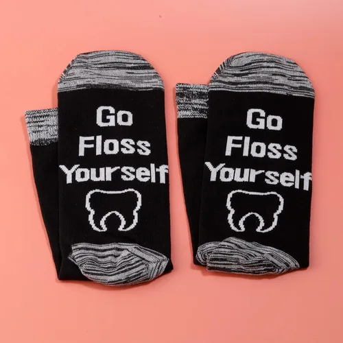 Vista 5 de LEVLO Divertidos regalos para dentistas dentales, calcetines con texto en inglés Go Floss Yourself, regalos para higienista dental, dentista