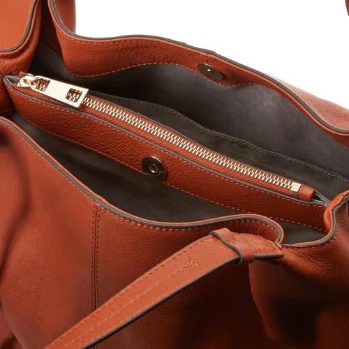 Vista 5 de Vince Camuto Corin Bolso