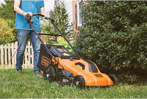 Vista 6 de BLACK+DECKER Cortacésped eléctrico con cable, 13 amperios, plataforma de corte de 20 pulgadas, ajuste de altura de 6 ajustes, almacenamiento