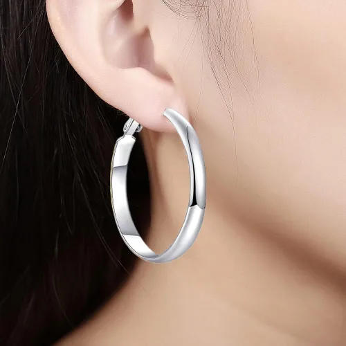 Vista 2 de Aretes de aro chapados en oro de 18 quilates, aretes redondos