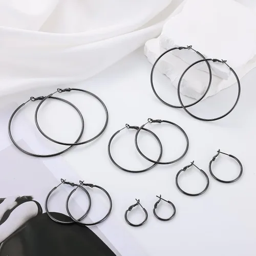 Vista 7 de Gacimy Aretes de aro de oro para mujer, aros finos chapados en oro de 14 Negro