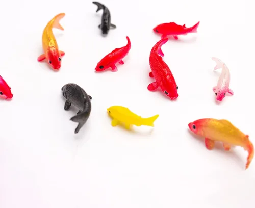 Vista 2 de X Hot Popcorn 40 piezas de peces en miniatura para manualidades, mini figuras de peces koi, pequeños peces de plástico en miniatura, suministros