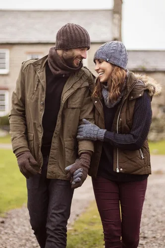 Vista 6 de Heat Holders - Gorro de invierno de punto trenzado térmico para mujer, 3,4 tog, talla única