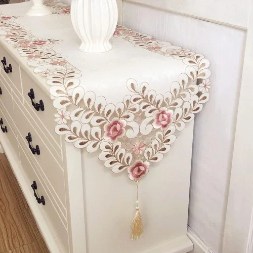 Vista 11 de Arzoe Camino de mesa de encaje con flores europeas vintage, corredores elegantes, decoración de mesa de armario y comedor (borgoña, 16×59 pulgadas)