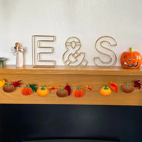 Vista 4 de Guirnalda de calabaza de fieltro, juego de calabaza, decoración de calabaza, guirnalda de otoño, festiva de temporada para interiores y exteriores