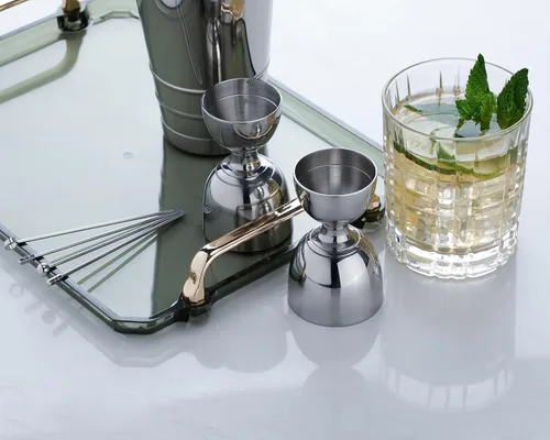 Vista 3 de Bell Jigger - Herramienta de barra de acero inoxidable con marcas de medición de 0.5 onzas, 1 oz, 1.5 onzas y 2 onzas, acabado pulido espejo, un