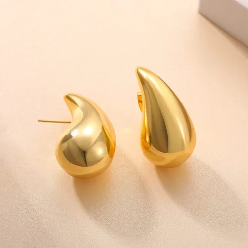 Vista 7 de Gold Earrings for Women Girls,14K Gold Plated Lightweight Gold Hoop Earrings Hypoallergenic Earrings for Women Trendy Fashion Jewelry Gifts
