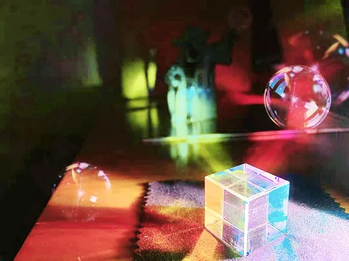 Vista 2 de Nuevo cubo de prisma mágico 2023, mini cubo de prisma de cristal K9, cubos de prisma de color arcoíris, atrapa el sol, el cubo original