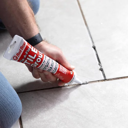 Vista 5 de Fix-A-Floor Lechada para azulejos - Almendra - 5.5oz. Tubo de compresión