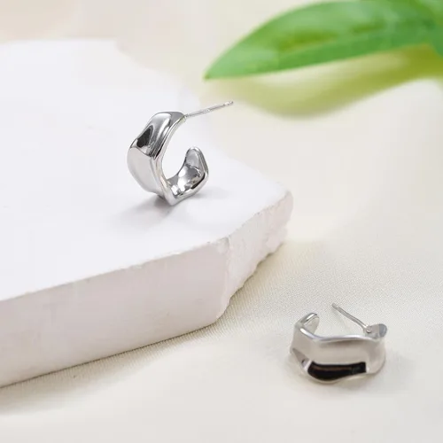 Vista 6 de Aretes de aro gruesos de oro para mujer, chapados en oro de 14 quilates y plata, aretes geométricos, aretes colgantes de nudo de moda