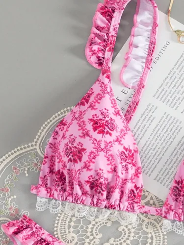 Vista 3 de MakeMeChic Conjunto de bikini de 2 piezas con estampado floral para mujer, con ribete de volantes, triángulo, corte alto, traje de baño