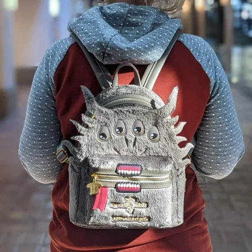 Vista 8 de Loungefly Harry Potter Monster Book of Monsters Cosplay doble correa bandolera, Marrón