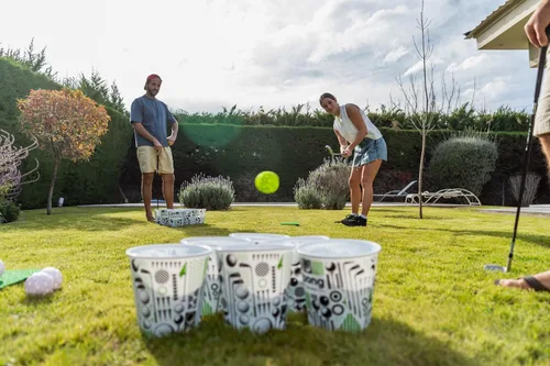 Vista 8 de VULCANO SPORTS Par Pong Juego de Golf de Astillado para Patio Trasero – Juego de Golf al Aire Libre con 12 Cubos, 2 Alfombrillas de Golpeo y Pelotas