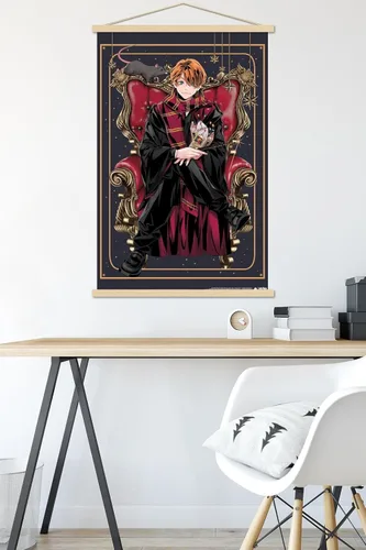Vista 5 de Trends International The Wizarding World: Harry Potter - Dynasty Ron Wall Poster with Magnetic Frame