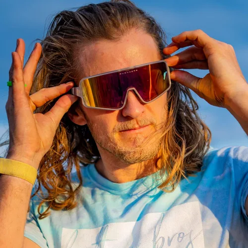 Vista 117 de Blenders Eyewear Eclipse X2 - Gafas de sol polarizadas - Lente envolvente - 100% protección UV - Para hombres y mujeres