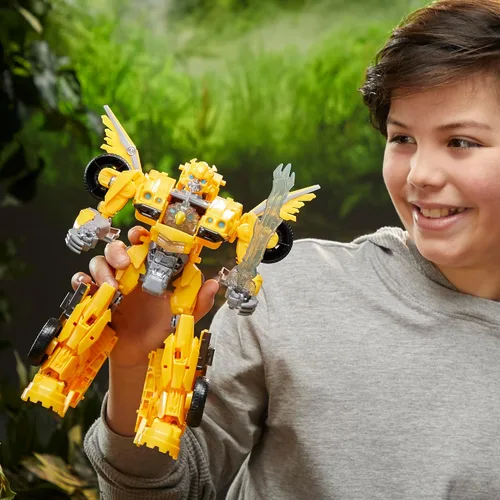 Vista 7 de Juguetes Transformers Rise of The Beasts Movie, Juguete Convertible Bumblebee Modo Bestia con Luces y Sonidos, Edades 6 y más, 10 pulgadas