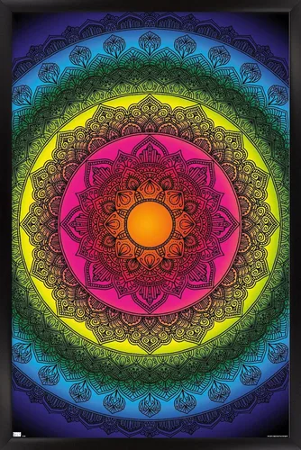 Vista 9 de Trends International Delyth Angharad - Póster de pared con mandalas arcoíris, 14.725 x 22.375 pulgadas, versión enmarcada de madera de granero