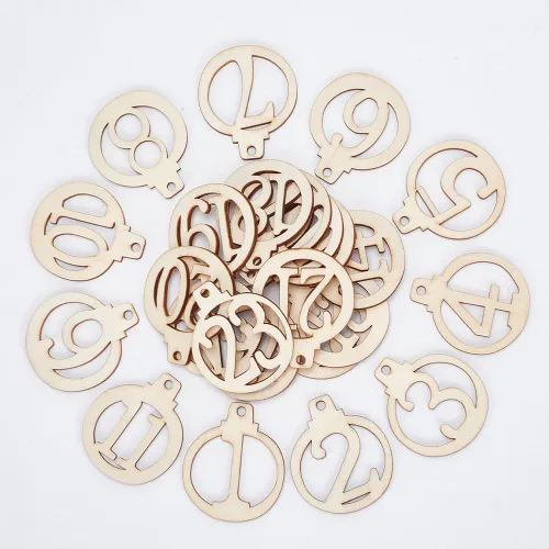 Vista 4 de NBEADS 96 piezas de números de madera para Navidad, 1-24 calendario de Adviento de cuenta regresiva de Navidad, colgantes de números de madera