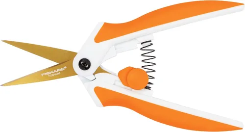Vista 8 de Fiskars tijera Easy Action de 8 pulgadas, color blanco y naranja