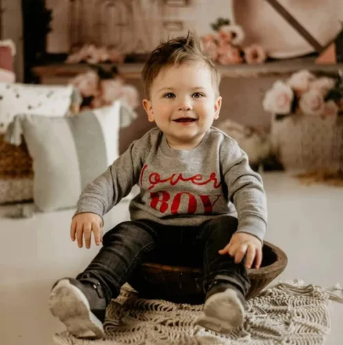 Vista 2 de JLKGICF Traje de San Valentín para bebé y niña pequeña, sudadera con estampado de letras, cuello redondo, ropa de San Valentín