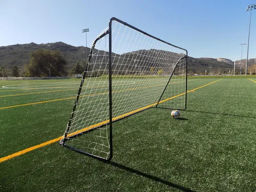 Vista 2 de Portería de fútbol de acero galvanizado recubierto de polvo de 12 x 6 pies con red. Ayuda de entrenamiento portátil AYSO de tamaño reglamentario