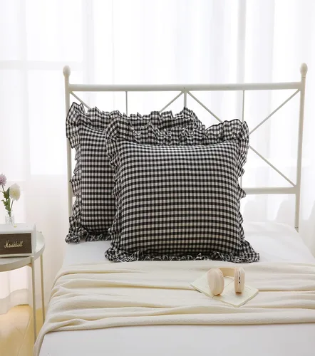 Vista 4 de Fundas de almohada cuadradas a cuadros en blanco y negro con volantes, fundas de almohada a cuadros, fundas de almohada de gingham, fundas