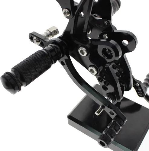 Vista 8 de FXCNC Reposapiés ajustables para motocicleta CNC Billet, compatibles con GSXR1300 GSX1300R HAYABUSA 1999-2020