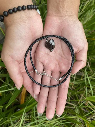 Vista 6 de Elite Shungite - Colgante y collar de protección 100% auténtica, tipo noble crudo 1, idea de regalo, para hombres, mujeres, adolescentes, unisex