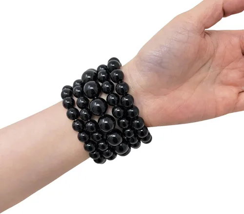 Vista 5 de Conjunto de 5 pulseras elásticas de perlas sintéticas para mujer