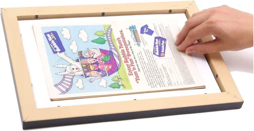 Vista 3 de Creative Picture Frames [8x12bk-b] Marco de cómic para coleccionistas con alfombrilla negra, inserto para cómic de 6.6 x 10.1 pulgadas con soporte