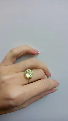 Vista 2 de Lemon quartz ring,light yellow ring,stack statement ring,gold ring,gemstone ring,small ring,vintage ring,cocktail ring