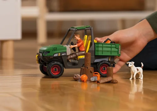 Vista 2 de Schleich Farm World - Juego de trabajo en el bosque con figura de acción, figura de perro, juguete de tractor y accesorios, juego imaginativo