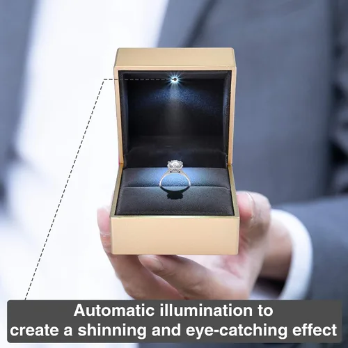 Vista 3 de Yeshom Caja de anillo LED para joyería, propuesta de compromiso de boda, anillo de oído iluminado, estuche colgante dorado