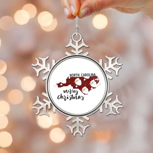 Vista 6 de Adornos de metal de copo de nieve de Carolina del Norte, 50 adornos de Estados Unidos, Feliz Navidad, adorno de Navidad de Carolina del Norte