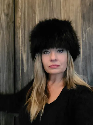 Vista 4 de Lovful Sombrero de invierno para mujer, de piel sintética, estilo cosaco ruso, sombrero de abrigo de invierno