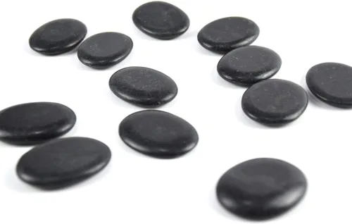 Vista 7 de Juego de 12 piedras de masaje calientes pequeñas, piedra calentada de basalto de lava natural para masaje de spa, color negro, 1.18 x 1.57 pulgadas