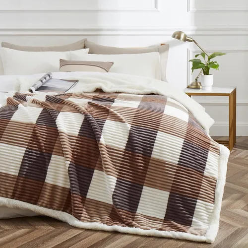 Vista 2 de PU MEI Manta Sherpa Individual a Cuadros Gruesa para Cama, 60"*80" Franela Súper Suave Difusa Forro Polar Reversible Terciopelo Afelpado Manta