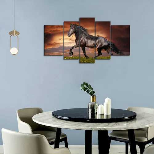 Vista 6 de Arte de pared de 5 paneles negro Friesian Running Horse Trot en el campo al atardecer, hierba y flores, cuadros impresos en lienzo, animales