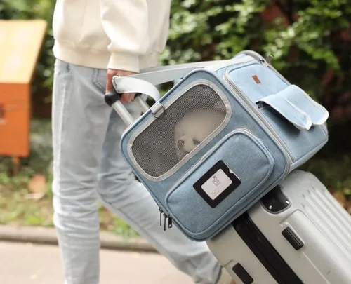 Vista 6 de Transportadores de gatos azul suave para perros, aprobado por aerolíneas, bolsa expandible para cachorros, lados blandos, expandido, bolsa de viaje