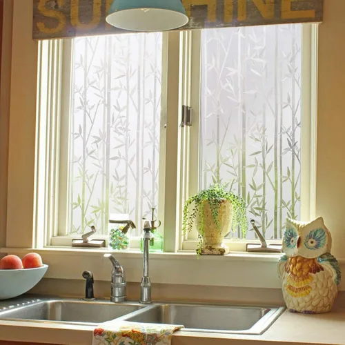 Vista 7 de Finnez Película de privacidad de bambú para ventana, cubierta esmerilada de adherencia estática, sin pegamento, película decorativa extraíble