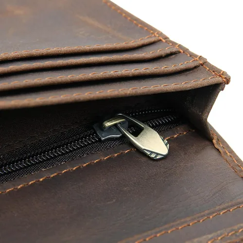 Vista 6 de Cartera larga para hombre, doble pliegue, piel de vaca de grano superior, estampado de cocodrilo, múltiples ranuras para tarjetas., Marrón, Vogue