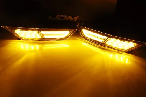 Vista 2 de iJDMTOY JDM - Kit de luz de marcador lateral frontal 3D ámbar transparente compatible con Nissan GT-R 2007 en adelante, alimentado por 30 diodos
