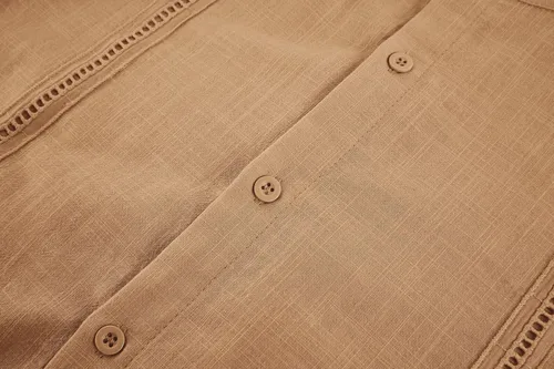 Vista 9 de Ryannology Camisas guayabera de lino de manga corta con botones para hombre, estilo casual, playa, campamento cubano, camisa mexicana para hombre