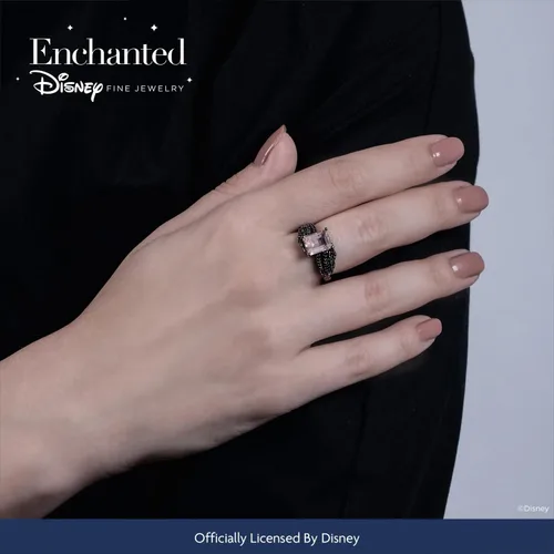 Vista 2 de Jewelili Enchanted Disney Fine Jewelry - Anillo de plata de ley con rodio negro sobre plata de ley de 0.354 x 0.276 in, morganita octágono y 13