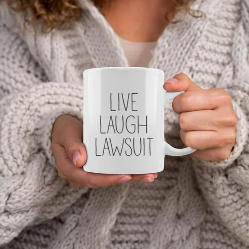 Vista 5 de OFlich Divertidos regalos de abogados taza de café para mujeres y hombres, regalos paralegales para estudiantes de derecho para mujeres abogadas